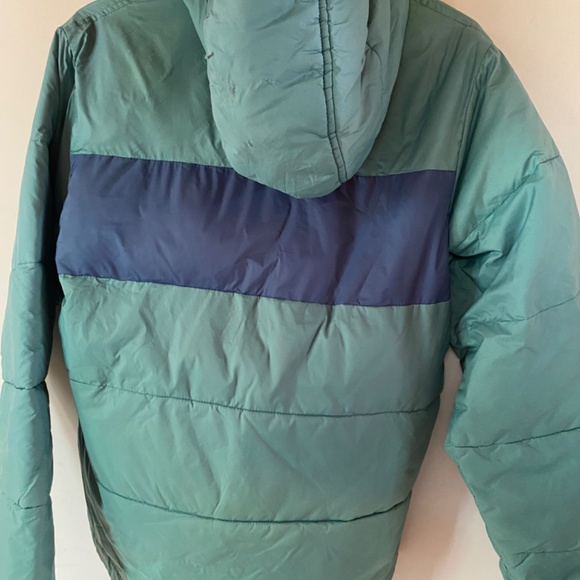 Chums Women's Color Block hooded puffer jacket size Medium - Picture 7 of 8